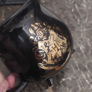 Harry Potter Ceramic Coffee Mug Black Gold Cauldron Hogwarts Christmas Witch